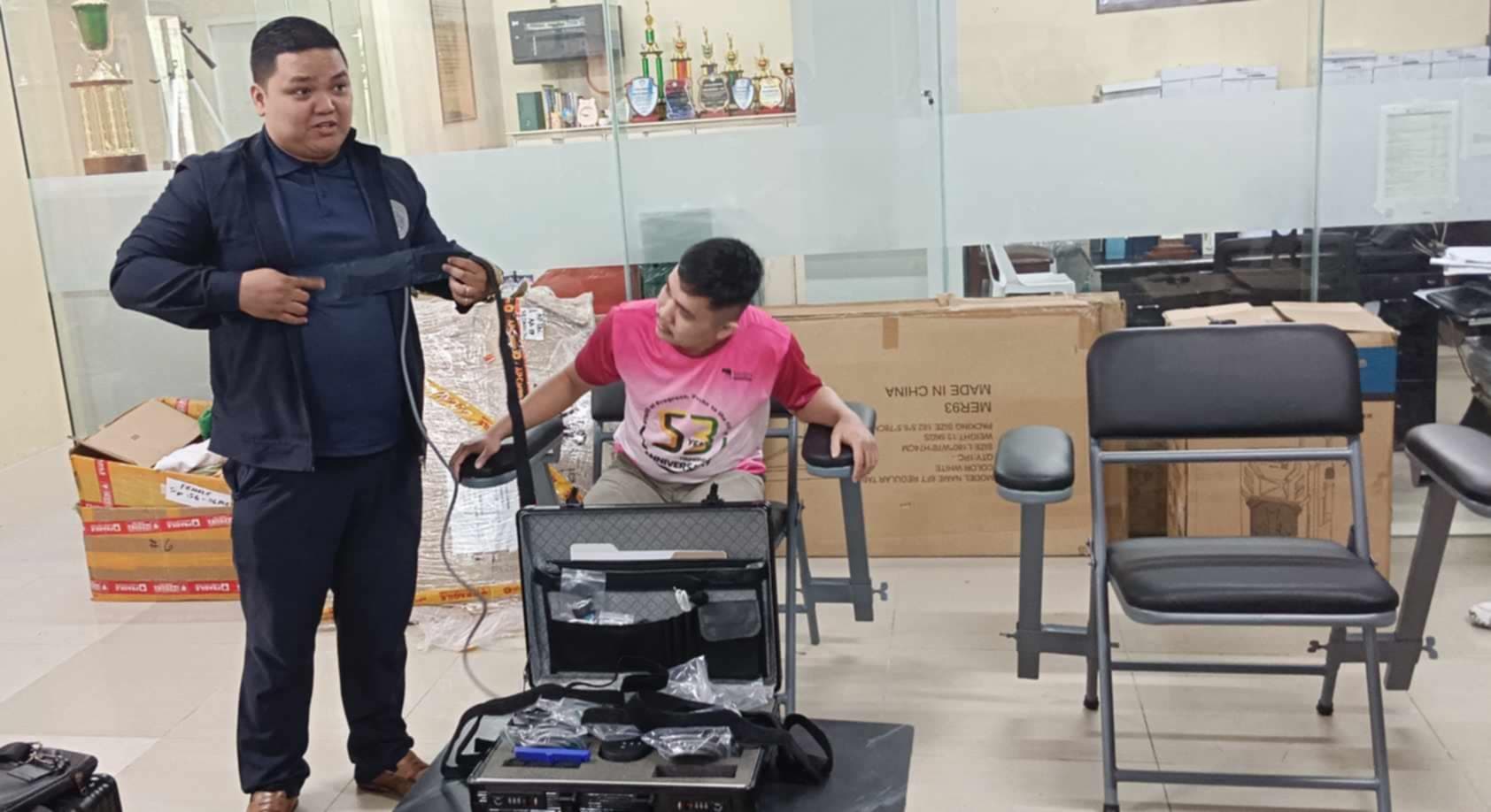 Portable Folding Polygraph Chair - view 1